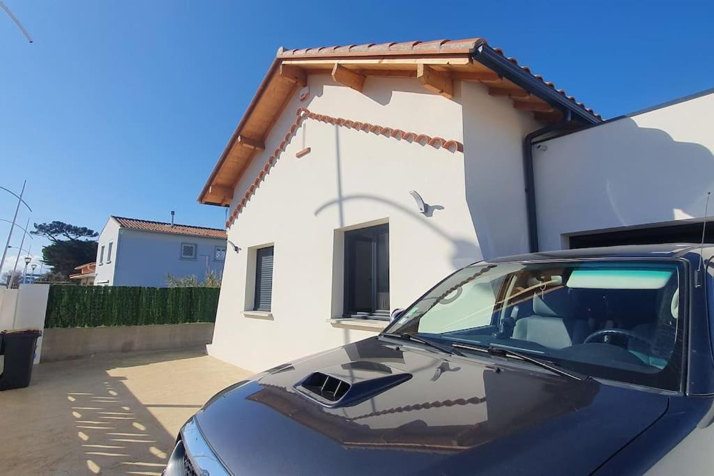 Maison Bord De Mer Refaite A Neuf Canet-en-Roussillon Exterior photo